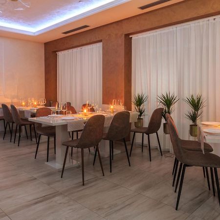 Hotel Maksim Herceg Novi Dış mekan fotoğraf