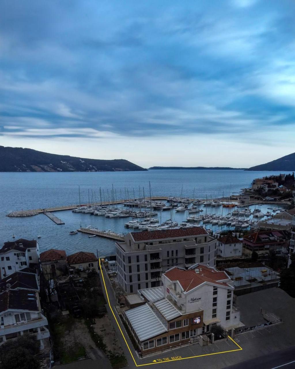 Hotel Maksim Herceg Novi Dış mekan fotoğraf