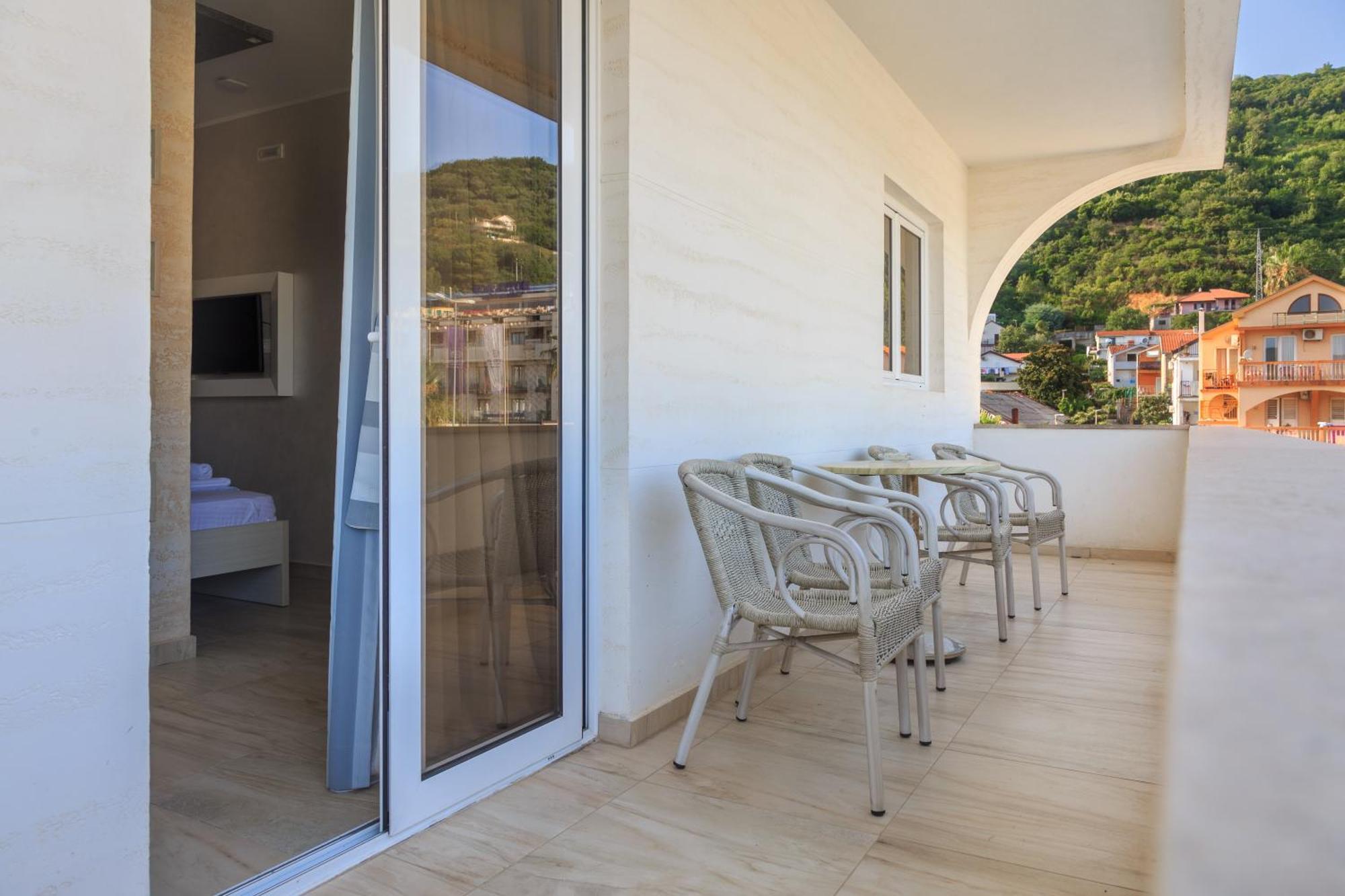 Hotel Maksim Herceg Novi Dış mekan fotoğraf